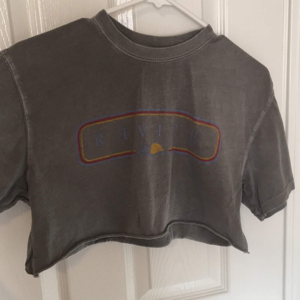 Cropped tee